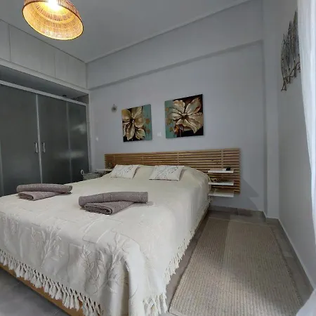 Zeppelin Apartamento Loutráki